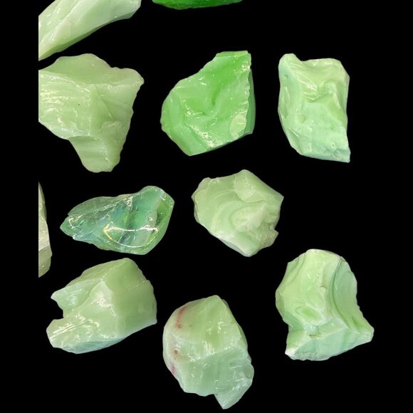 Art Glass Cullet Glowing Manganese Uranium Glass Bulk Assortment 2.5LBS #5GA1 - Picture 6 of 9